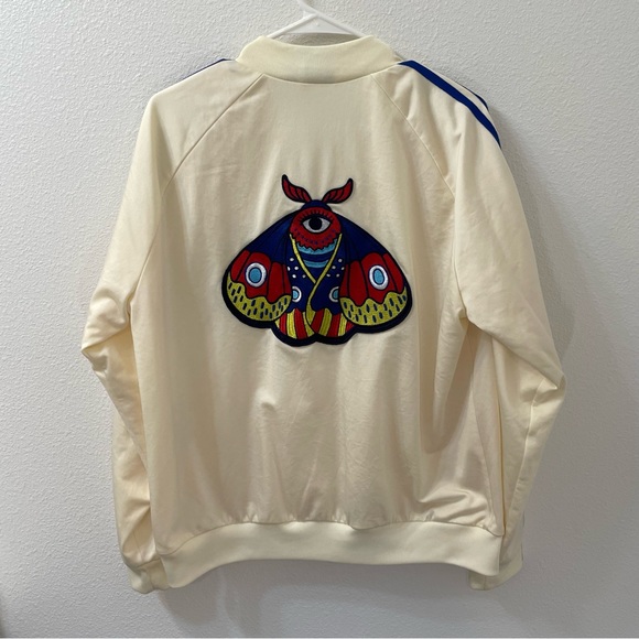 adidas adi dassler jacket embroidered butterfly cream XL